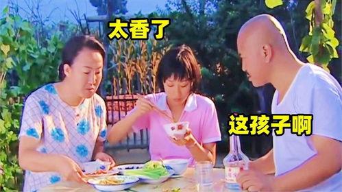 刘英吃瓜照片,揭秘明星日常生活中的趣味瞬间